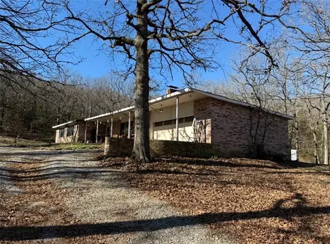 657 Carrol St, Fayetteville, AR 72701