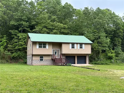 Exterior - 5682 Wade Rd, Harrison, AR 72601 photo 11 of 16