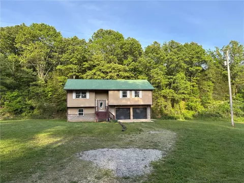Exterior - 5682 Wade Rd, Harrison, AR 72601 photo 7 of 16
