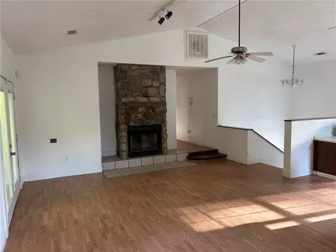 Living - 5682 Wade Rd, Harrison, AR 72601 photo 5 of 5
