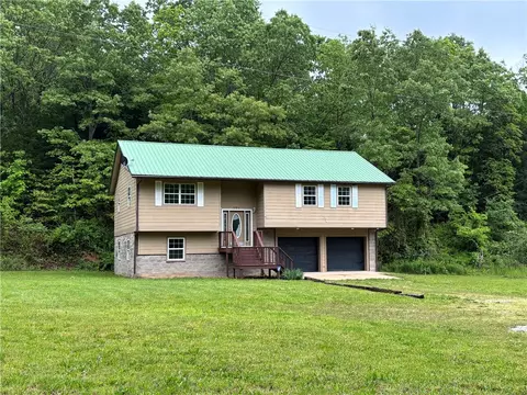 Exterior - 5682 Wade Rd, Harrison, AR 72601 photo 12 of 16