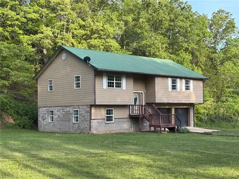 Exterior - 5682 Wade Rd, Harrison, AR 72601 photo 13 of 16