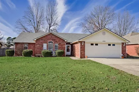 1826 Amelia Ln, Springdale, AR 72762