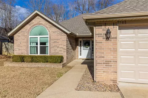 2708 Drexelwood Dr, Springdale, AR 72762