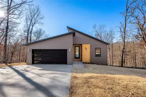 32 Sheffield Dr, Bella Vista, AR 72714