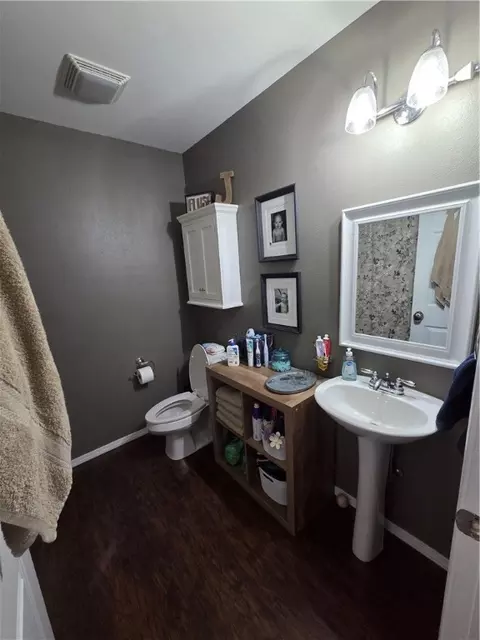 Bath - 1061 Hurley Rd, Dover, AR 72837 photo 1 of 3