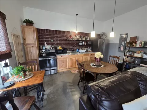 Kitchen - 1061 Hurley Rd, Dover, AR 72837 photo 4 of 5