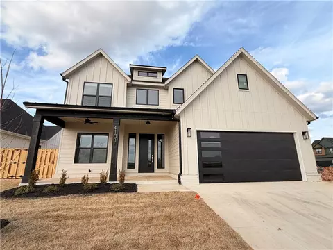 4103 W Murfield Dr, Rogers, AR 72758
