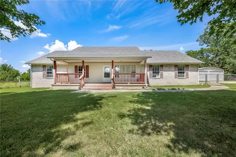 834 Mccann Rd, Rogers, AR 72758