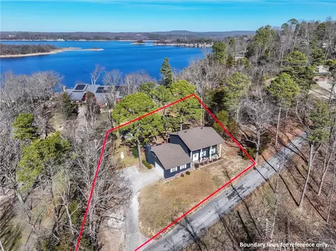 8493 Cedar Ter, Rogers, AR 72756