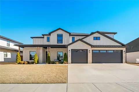 4303 S 87th St, Bentonville, AR 72713