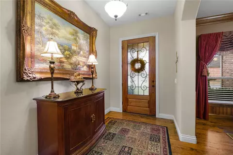 Entry Way - 5610 Brighton Rd, Rogers, AR 72758 photo 1 of 2