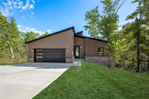 86 Cromarty Dr, Bella Vista, AR 72715