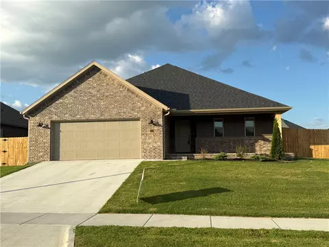 86 W Watson Ln, Farmington, AR 72730