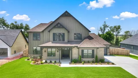 831 Greenhorn St, Bentonville, AR 72712
