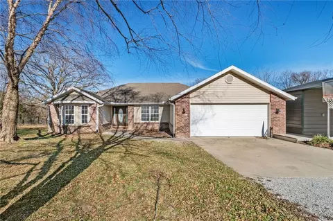 14124 Monica Dr, Gravette, AR 72736