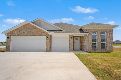 816 Haley St, Tontitown, AR 72762