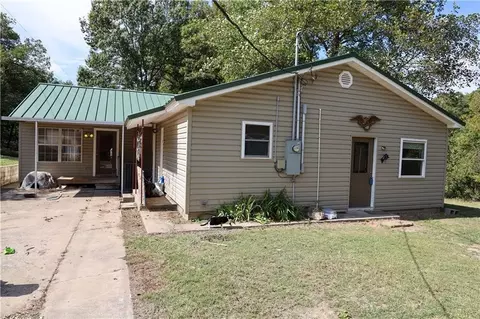 10693 Snavely Rd, Springdale, AR 72762