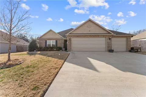 1063 Jessica Leigh St, Elkins, AR 72727