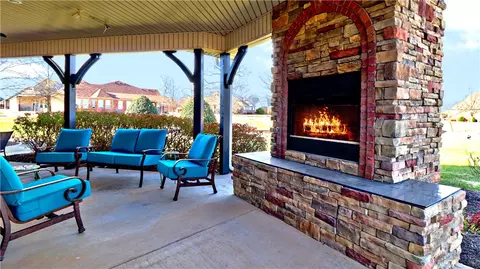 Exterior - 5753 Staro Ln, Springdale, AR 72762 photo 4 of 5