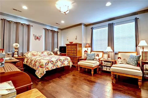 Bedroom - 5753 Staro Ln, Springdale, AR 72762 photo 1 of 4