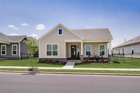 6823 Autumn Ave, Springdale, AR 72762