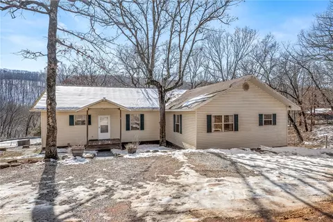 16902 Bethlehem Rd, Winslow, AR 72959