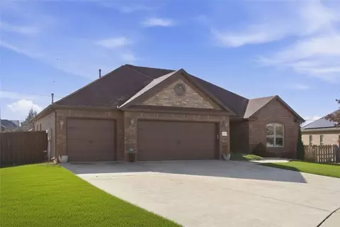 4303 SW Beech Ln, Bentonville, AR 72713