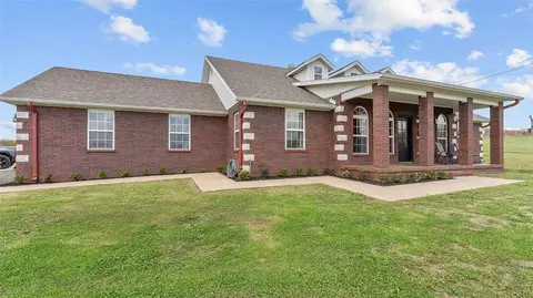 12145 Flowers Rd, West Fork, AR 72774