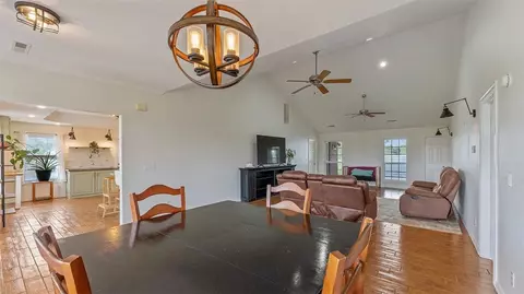 Dining - 12145 Flowers Rd, West Fork, AR 72774 photo 2 of 3