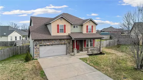 2141 Hunter Dr, Pea Ridge, AR 72751