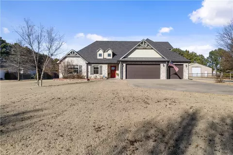 13738 Ua Beef Farm Rd, Fayetteville, AR 72704