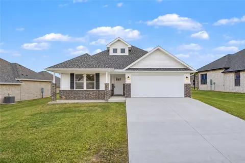 5109 Elk Valley Ave, Springdale, AR 72762