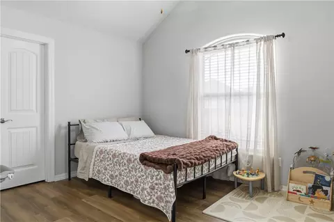 Bedroom - 960 Silverthorn Dr, Centerton, AR 72719 photo 2 of 2
