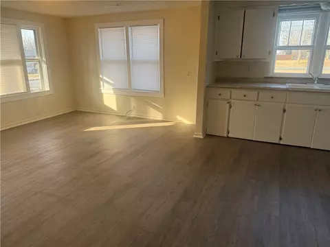 Living - 318 Ruby St, Springdale, AR 72764 photo 1 of 3