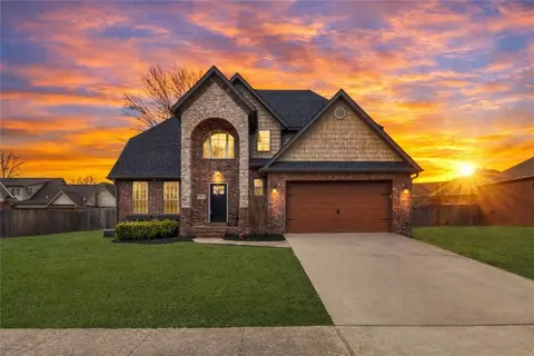 4001 Cortney Cir, Siloam Springs, AR 72761