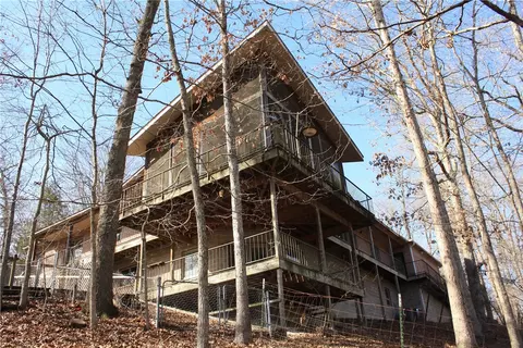 9118 Summer Shade Rd, Rogers, AR 72756