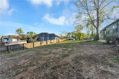 E Spring Street, Rogers, AR 72756