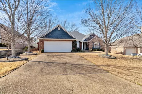 5060 Brewster St, Springdale, AR 72764