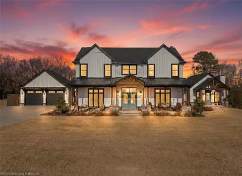 8128 Belmont Dr, Alma, AR 72921