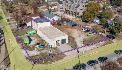 701 SE 5th St, Bentonville, AR 72712