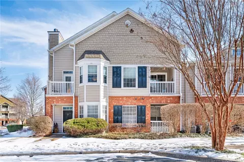 4209 NE Meadow Creek Cir #208, Fayetteville, AR 72703
