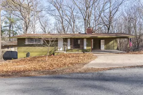 6 Finger Dr, Bella Vista, AR 72715