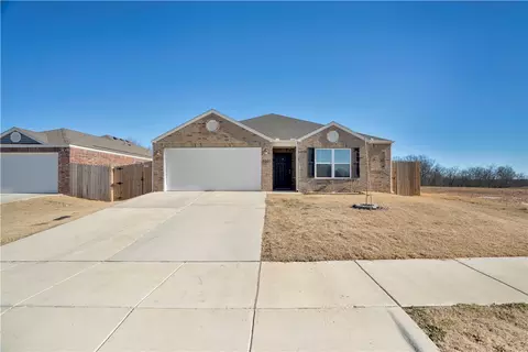 3305 Snowbird St, Springdale, AR 72764