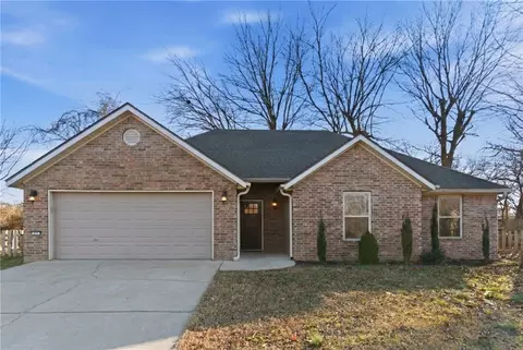 605 Jenkins Rd, Prairie Grove, AR 72753