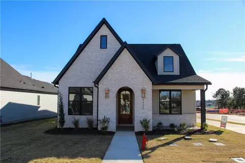 2329 S 31st St, Rogers, AR 72758