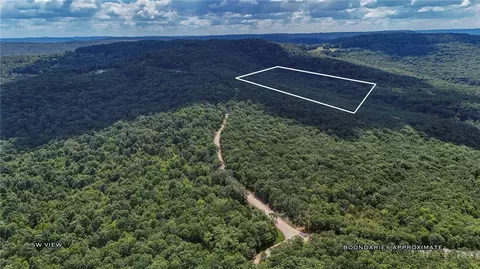 Madison 6085 Road, Elkins, AR 72727