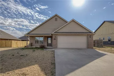 709 NW 64th Ave, Bentonville, AR 72713