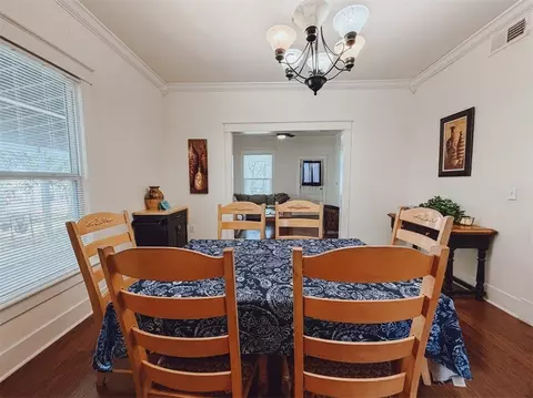 Dining - 712 S Cherry St, Harrison, AR 72601 photo 1 of 2