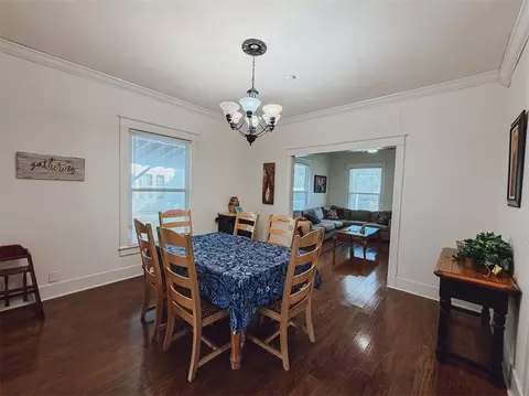 Dining - 712 S Cherry St, Harrison, AR 72601 photo 2 of 2